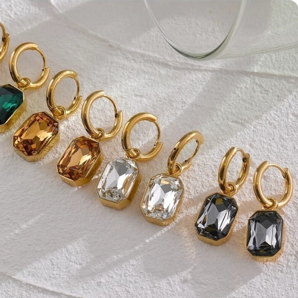 new 18k Gold Plated Huggie Geometric Dangle Hoop Earrings - Picture 6 of 15